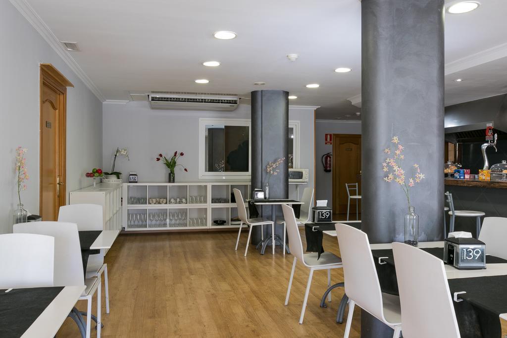 139酒店 卡斯特尔德费尔斯 外观 照片